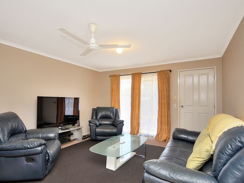 1/191 Olsen Avenue, Labrador QLD 4215