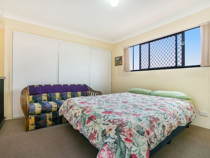 12/143 Frank Street, Labrador QLD 4215