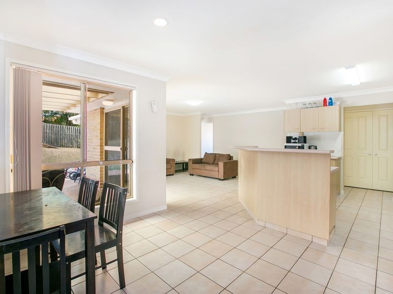 212 Napper Road, Parkwood QLD 4214