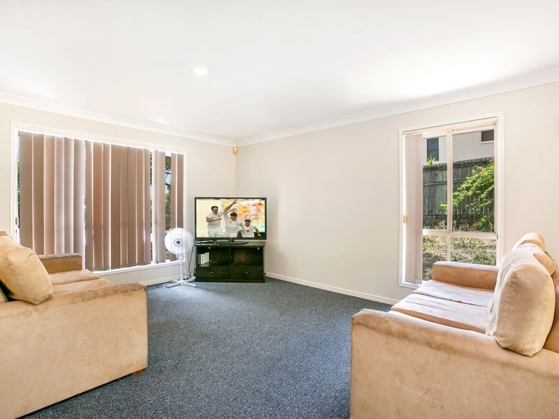 212 Napper Road, Parkwood QLD 4214