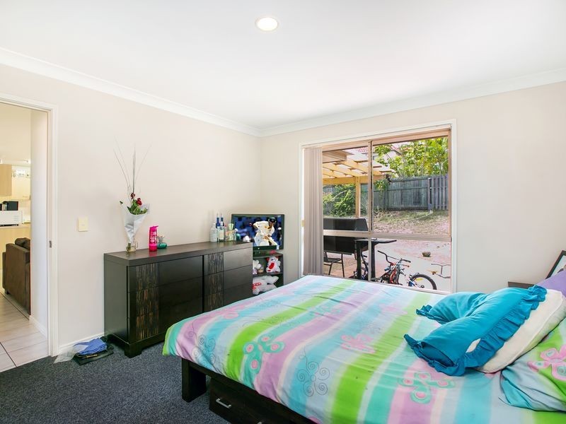 212 Napper Road, Parkwood QLD 4214