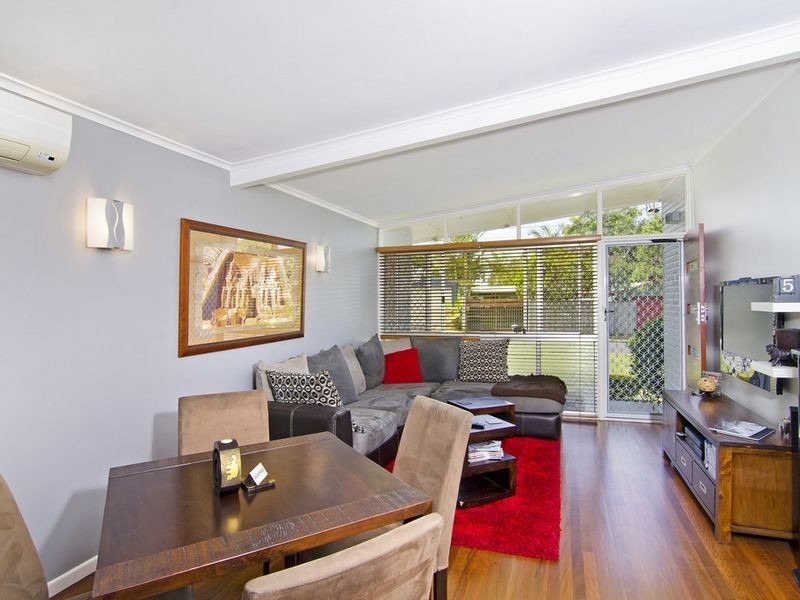 16 Stoke Lane, Labrador QLD 4215