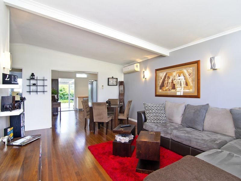 16 Stoke Lane, Labrador QLD 4215