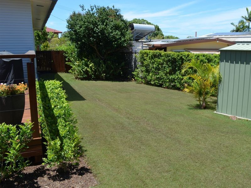 16 Stoke Lane, Labrador QLD 4215