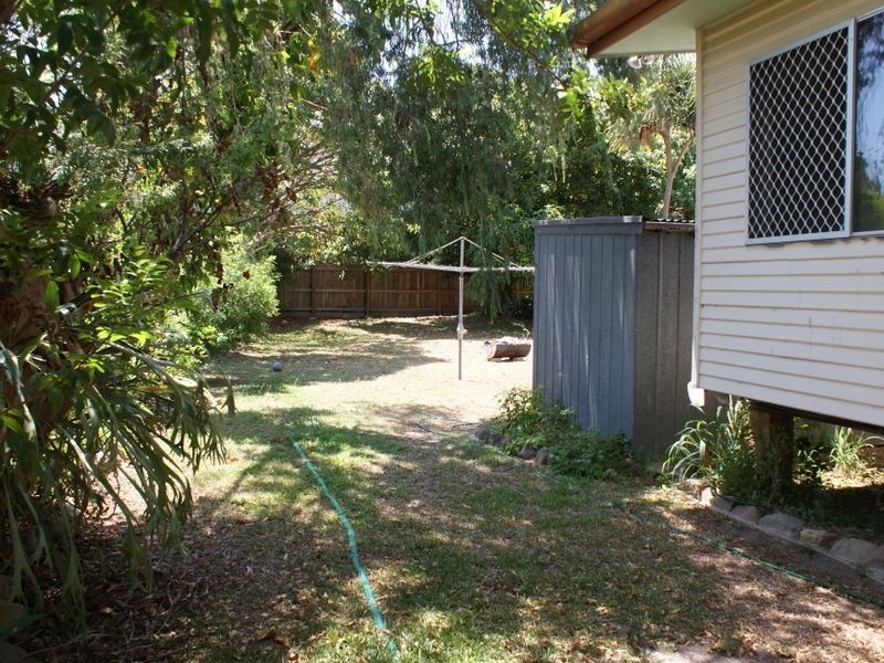 15 Wynflo Street, Labrador QLD 4215