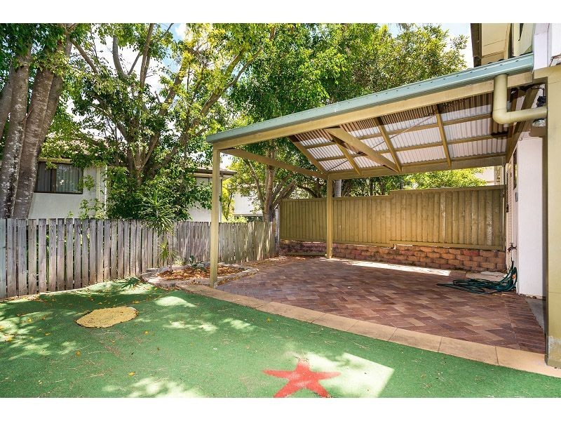 37/71 Olsen Avenue, Labrador QLD 4215