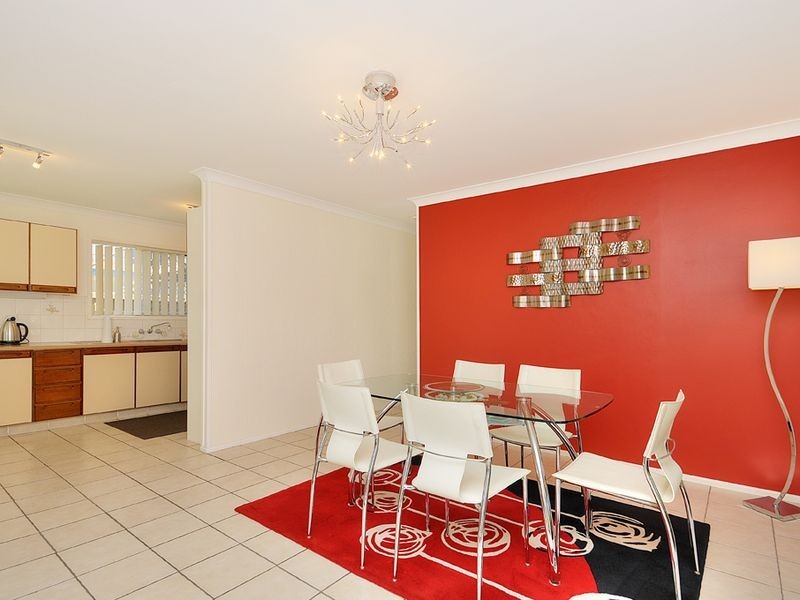 80 Morala Avenue, Runaway Bay QLD 4216