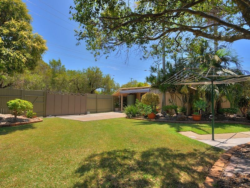 80 Morala Avenue, Runaway Bay QLD 4216