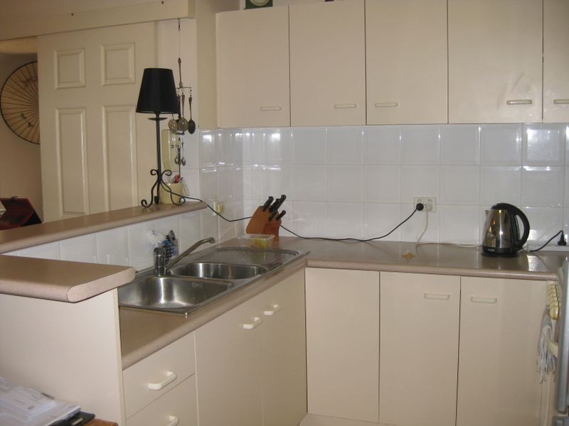 4/11 Taylor Street, Biggera Waters QLD 4216