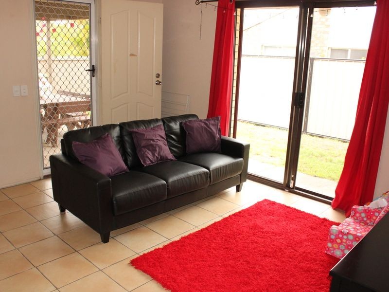 2/28 Broadway Drive, Oxenford QLD 4210