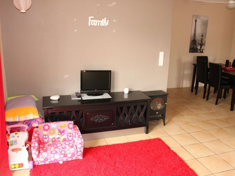 2/28 Broadway Drive, Oxenford QLD 4210