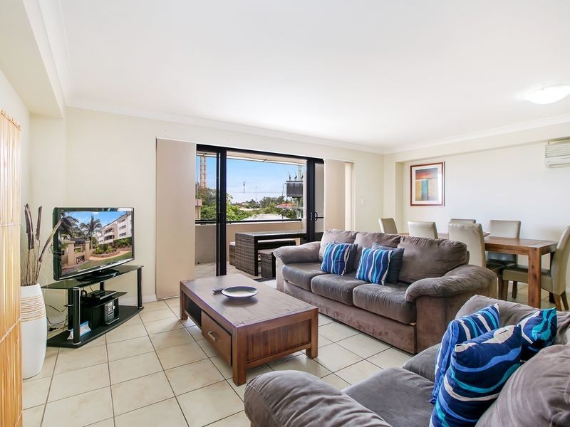 320/392 Marine Parade, Labrador QLD 4215