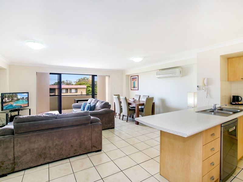 320/392 Marine Parade, Labrador QLD 4215