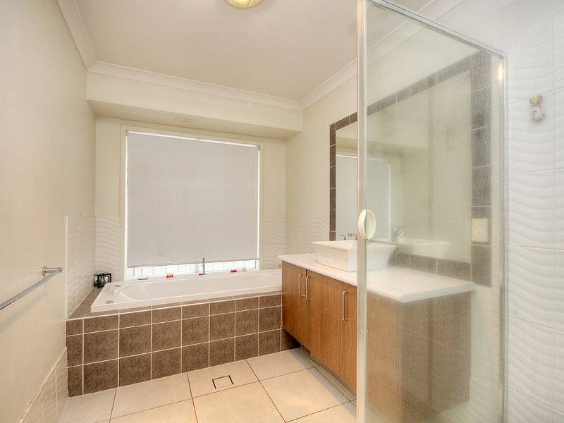 156 Lae Drive, Coombabah QLD 4216