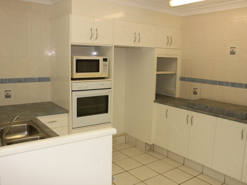 1/5 Perry Place, Biggera Waters QLD 4216