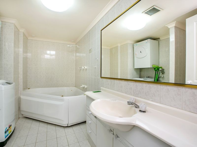 GC/510 Marine Parade, Biggera Waters QLD 4216