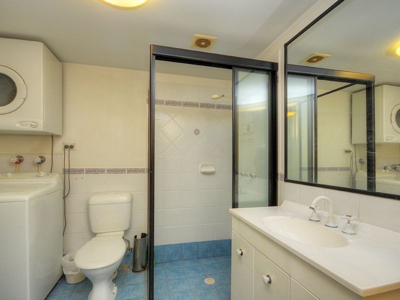 6/10 Bath Street, Labrador QLD 4215