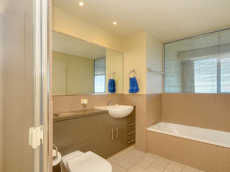 801/360 Marine Parade, Labrador QLD 4215