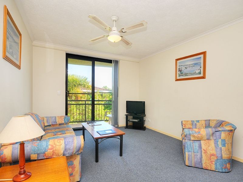 20/10-12 Bath Street, Labrador QLD 4215