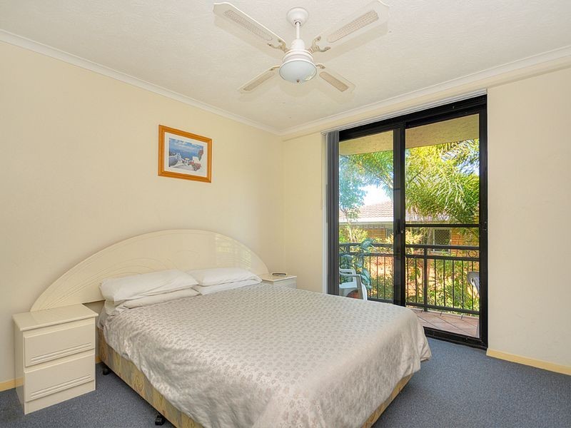 20/10-12 Bath Street, Labrador QLD 4215