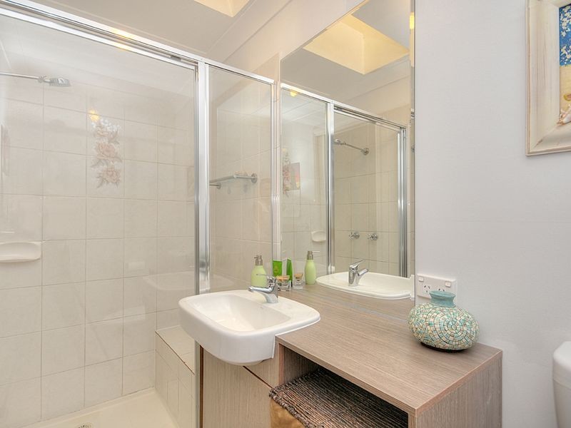 1/68 Brown Street, Labrador QLD 4215