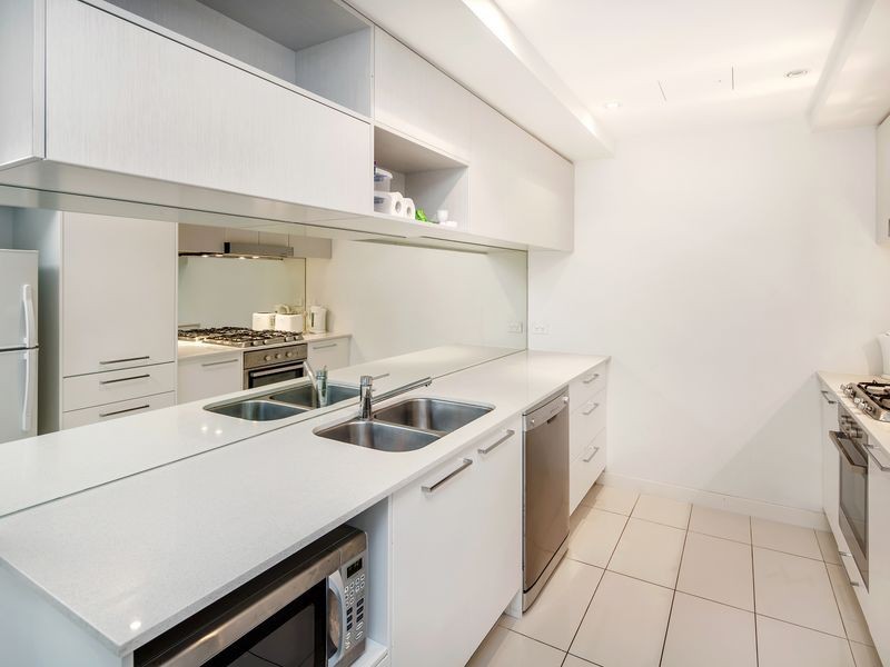 311/430 Marine Parade, Biggera Waters QLD 4216