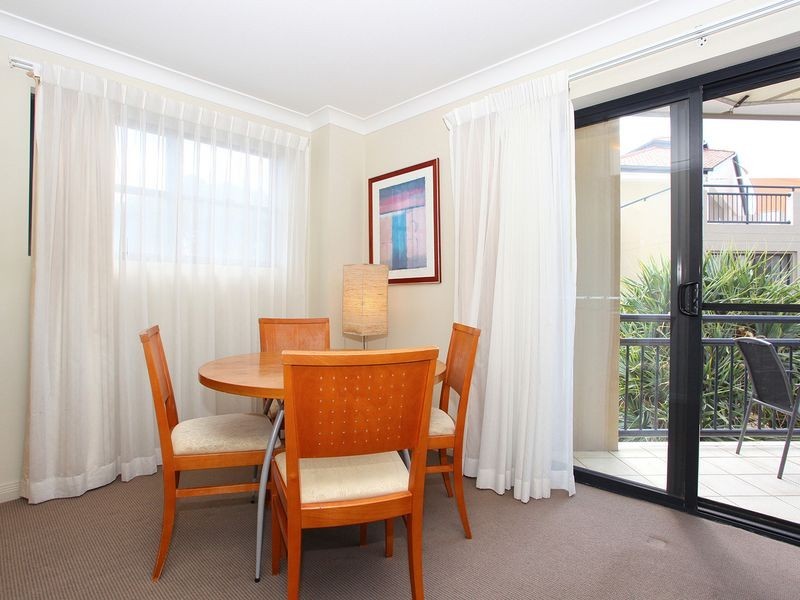 317/392 Marine Parade, Labrador QLD 4215