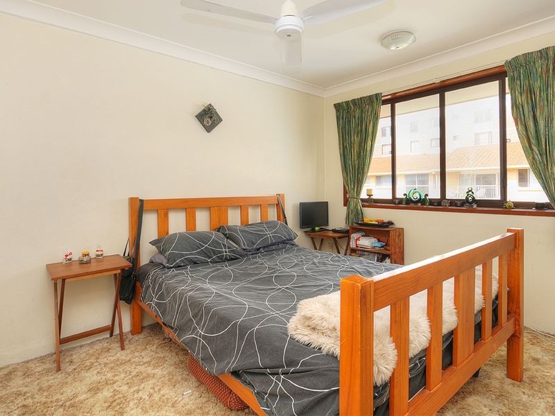 10/548 Marine Parade, Biggera Waters QLD 4216