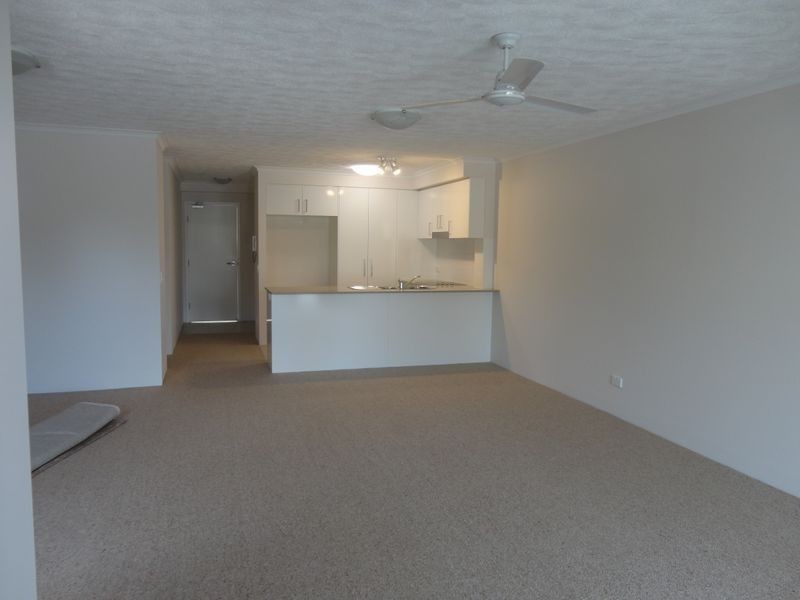 8-10 Ahern Street, Labrador QLD 4215