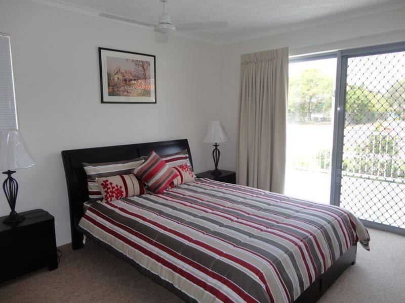 8-10 Ahern Street, Labrador QLD 4215