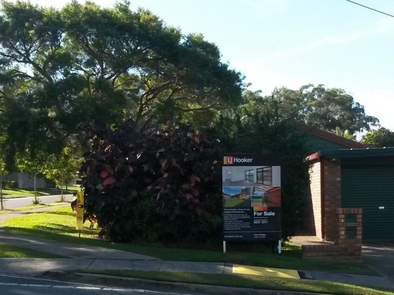 2/207 Central Street, Labrador QLD 4215