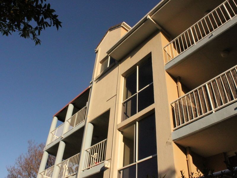 15/111 Frank Street, Labrador QLD 4215