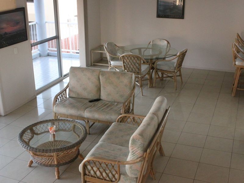 15/111 Frank Street, Labrador QLD 4215