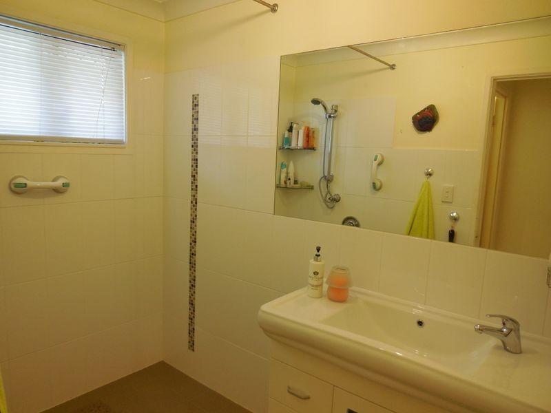 19 Warratina Street, Labrador QLD 4215