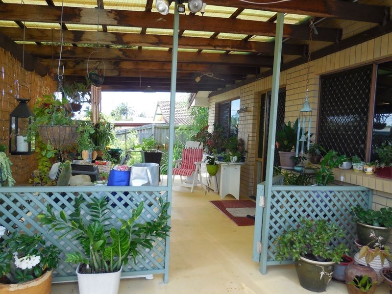 19 Warratina Street, Labrador QLD 4215