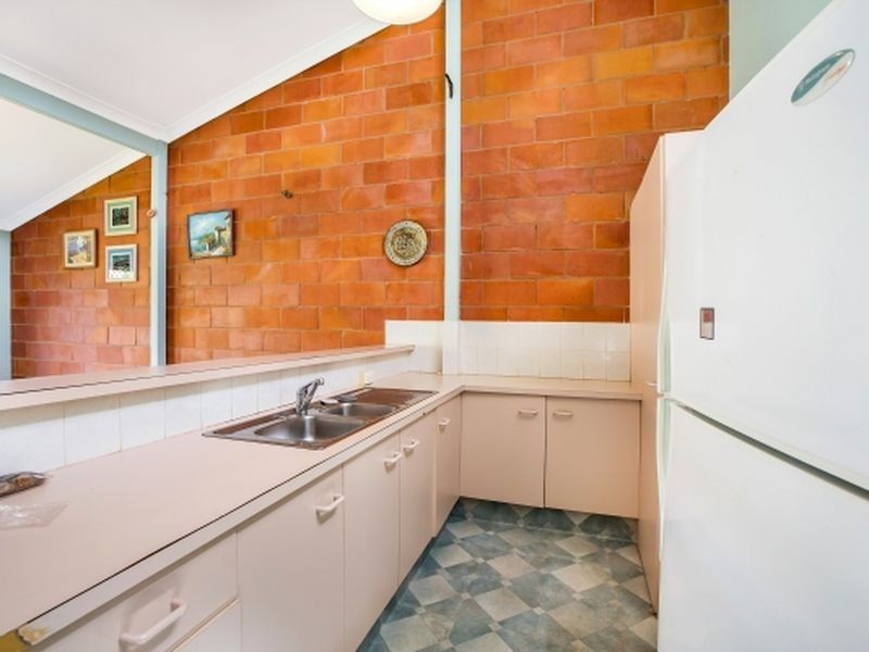 6/111 Little Usher Avenue, Labrador QLD 4215