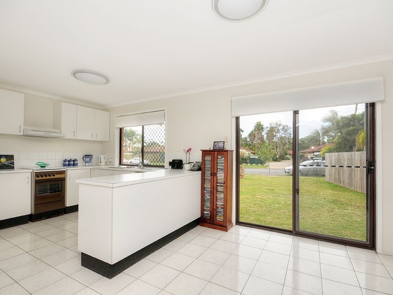 1/23 Telopea Street, Labrador QLD 4215