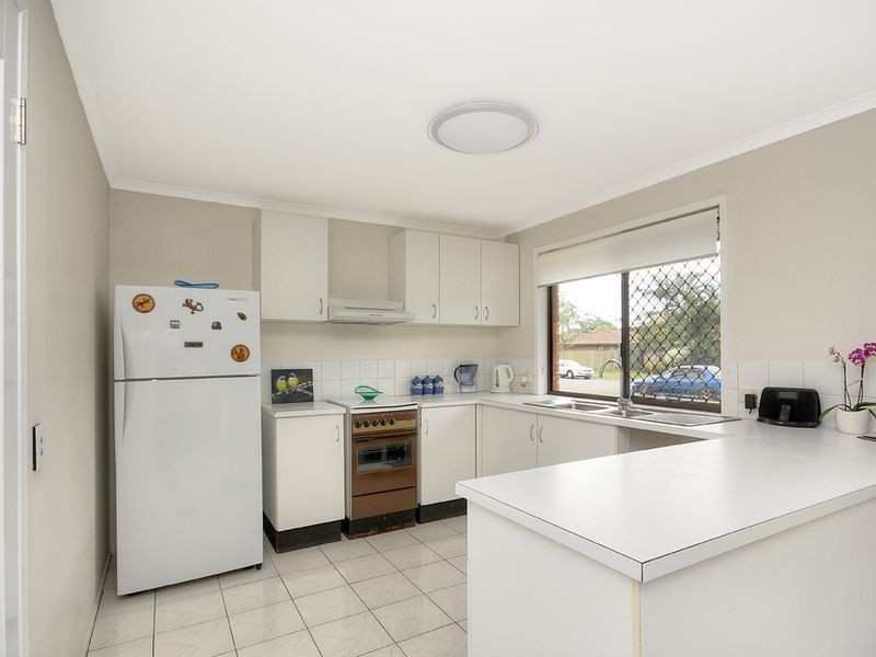 1/23 Telopea Street, Labrador QLD 4215