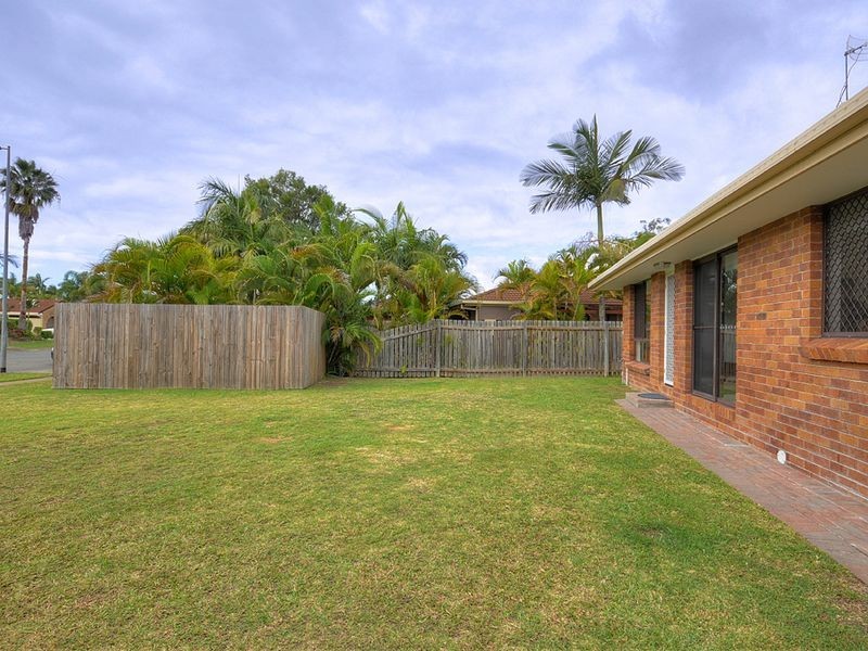 1/23 Telopea Street, Labrador QLD 4215