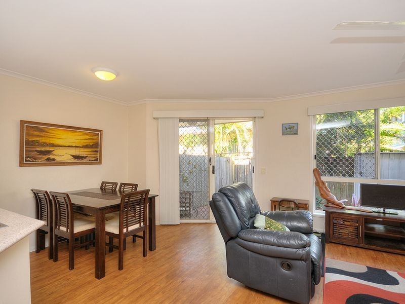 9/36 Broad Street, Labrador QLD 4215