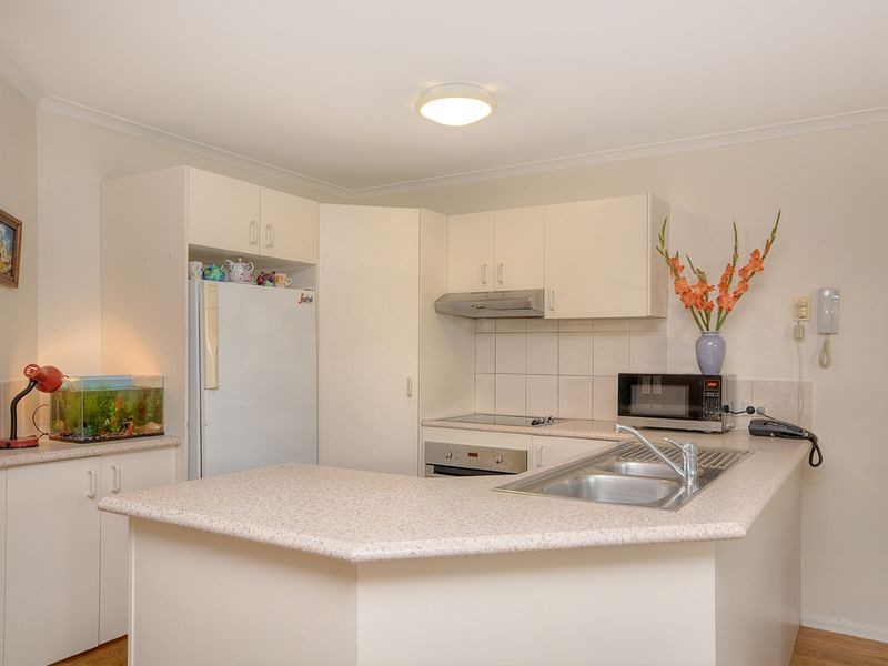 9/36 Broad Street, Labrador QLD 4215