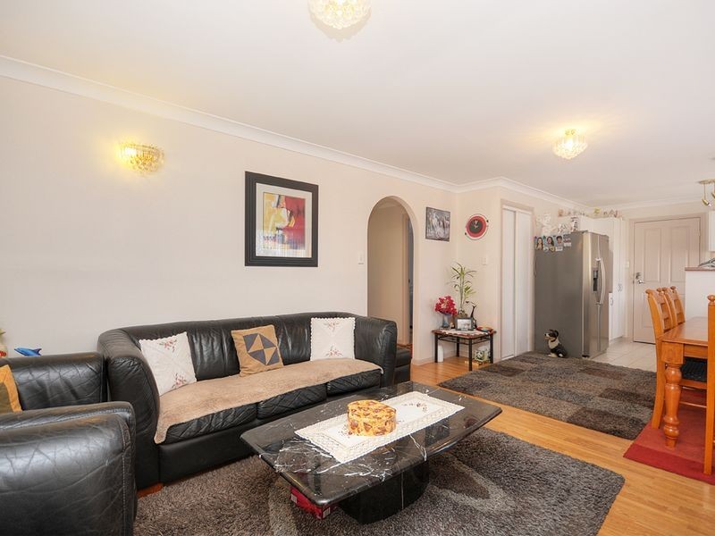 1/19 Riccarton Place, Labrador QLD 4215