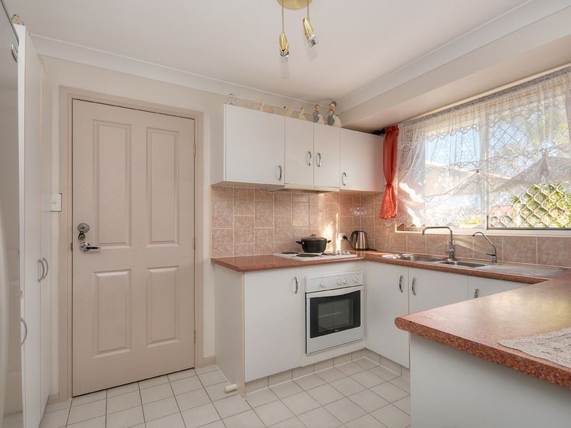 1/19 Riccarton Place, Labrador QLD 4215