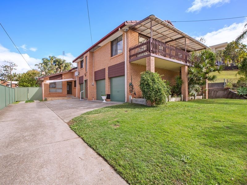 1 & 2/58 Imperial Parade, Labrador QLD 4215