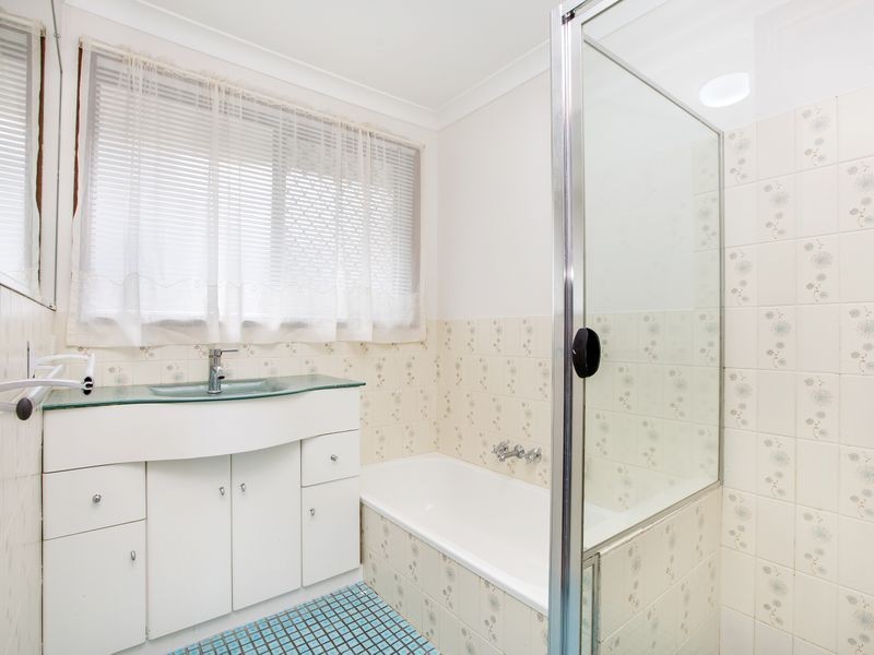 1 & 2/58 Imperial Parade, Labrador QLD 4215