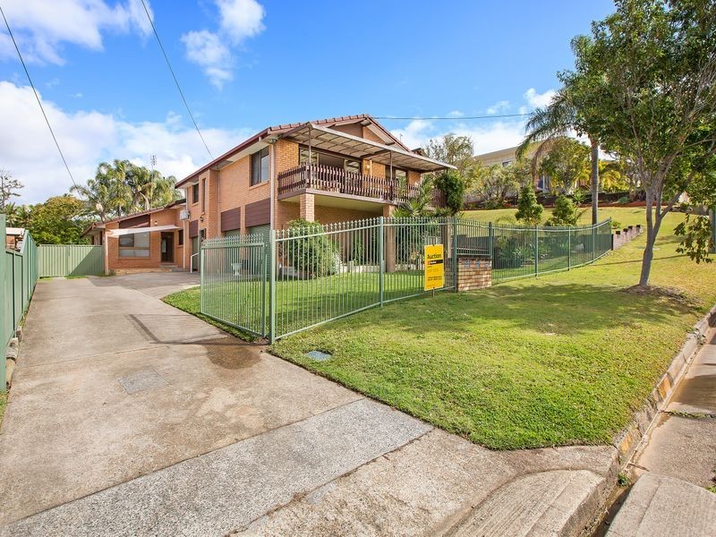 1 & 2/58 Imperial Parade, Labrador QLD 4215