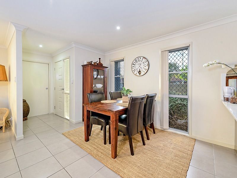 1/136 Central Street, Labrador QLD 4215