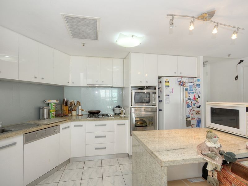 603/300 Marine Parade, Labrador QLD 4215