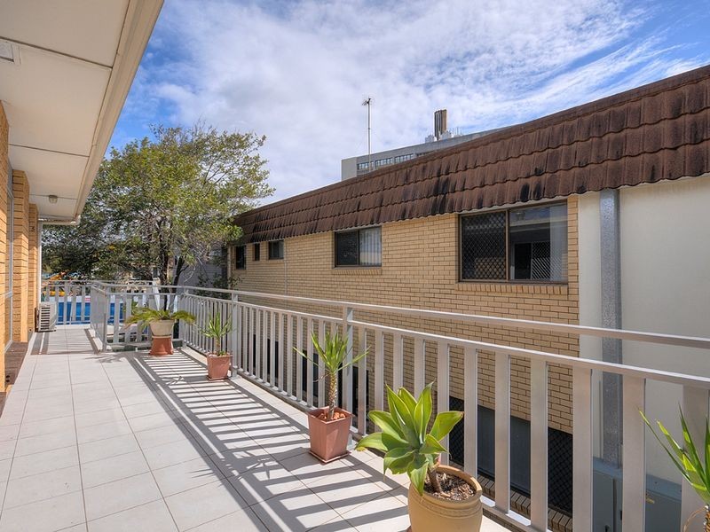 4/6 High Street, Southport QLD 4215