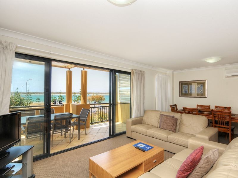 313/392 Marine Parade, Labrador QLD 4215